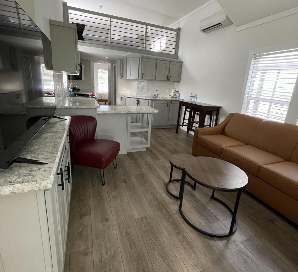Htr Tx Hill Country Campground カーヴィル エクステリア 写真