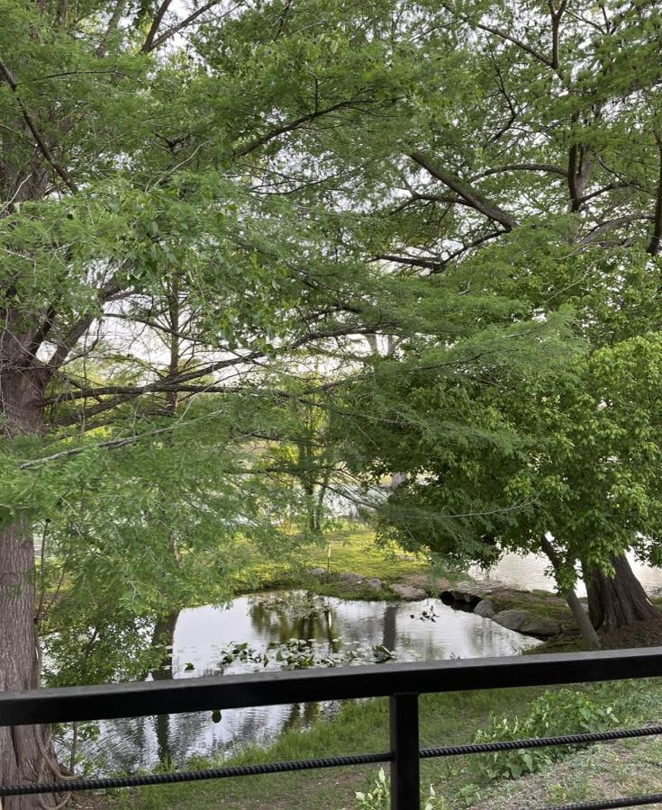 Htr Tx Hill Country Campground カーヴィル エクステリア 写真